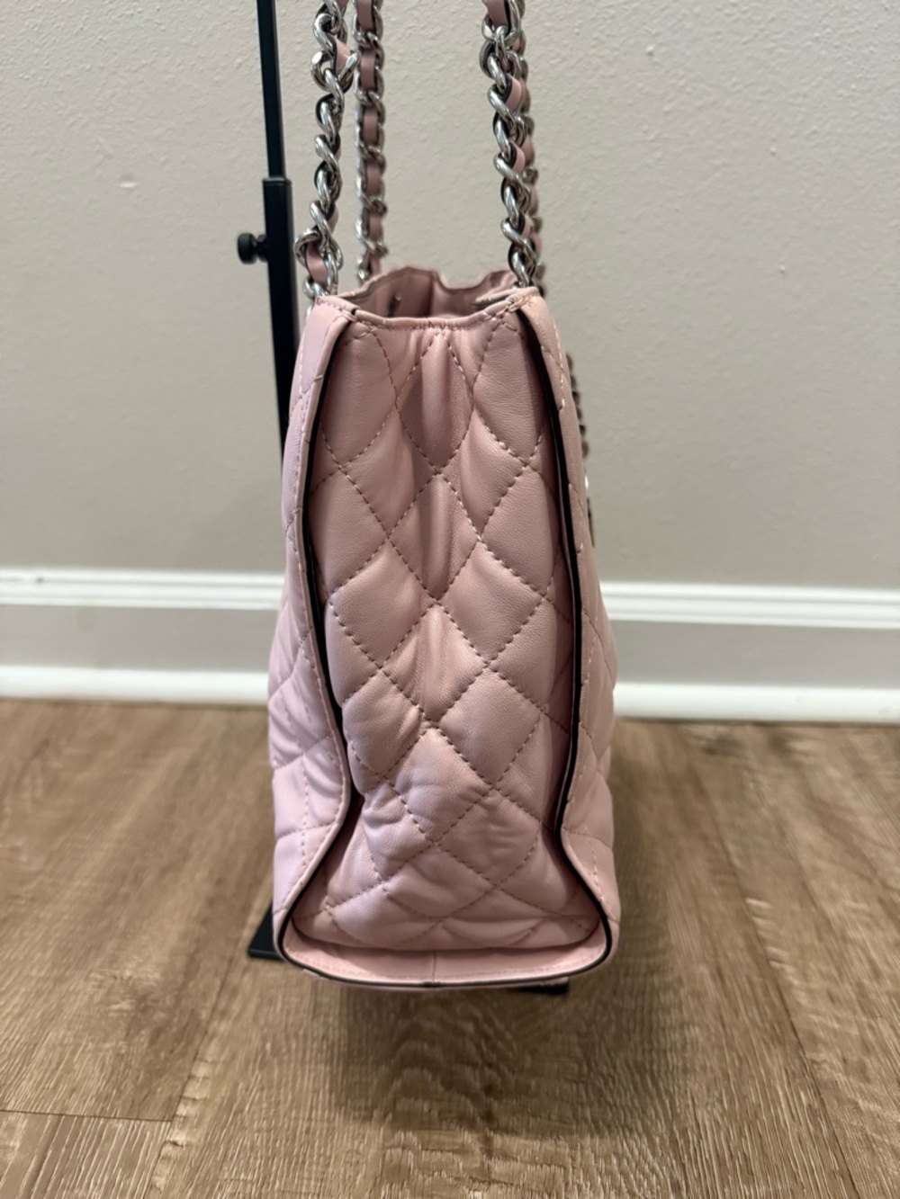 Michael Kors Quilted Pink Shoulder bag - Picture 5 of 9